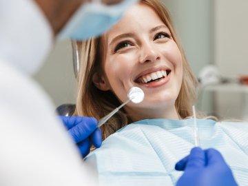 Стоматологічна клініка для дорослих та дітей “light-dental”*