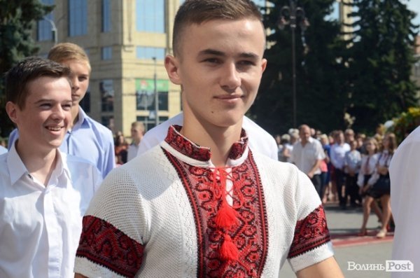 Нові студенти політеху пройшлися червоною доріжкою. ФОТОРЕПОРТАЖ