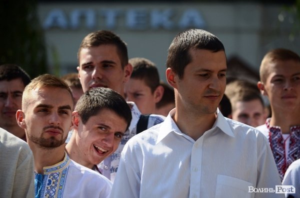 Нові студенти політеху пройшлися червоною доріжкою. ФОТОРЕПОРТАЖ