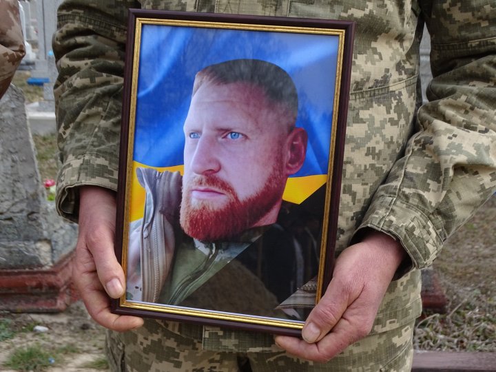 На Волині поховали воїна, який поліг у бою в Торецьку