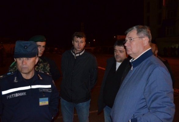 У Севастополі горів пором із людьми. ФОТО