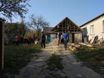 «Збудували ковчег, щоб спасатися»: показали, де у Жидичині святитимуть паску прихильники Московського патріархату