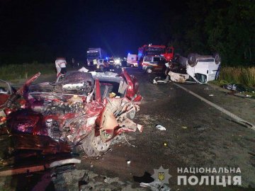 В страшній автотрощі на Рівненщині загинуло подружжя. ФОТО
