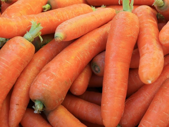 В Україні продовжує дорожчати морква