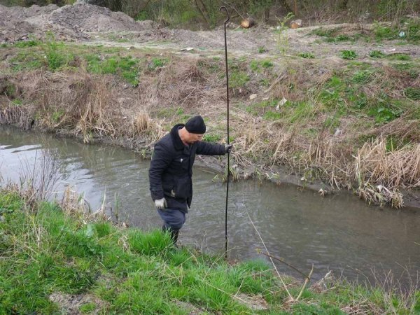 Як лучани прибирають місто до Великодня. ФОТО
