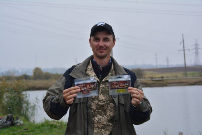 На волинській водоймі влаштували турнір з риболовлі. ФОТО