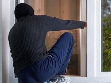 У Луцькому районі викрили серійного злодія