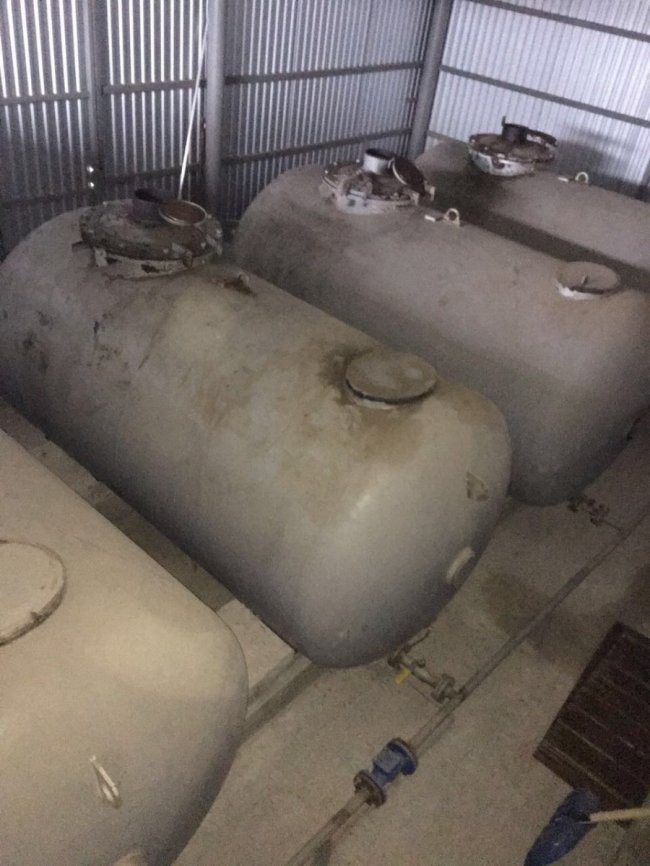 На Волині припинили діяльність незаконної заправки. ФОТО