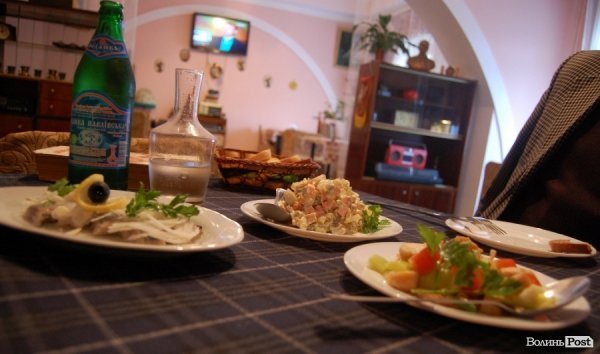 Кітч по-нашому, або Назад в СРСР. СМАЧНОГО ЛУЦЬКА!