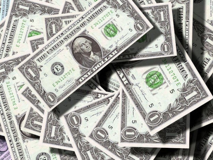 На Волині судили пенсіонера за незаконний обмін валюти