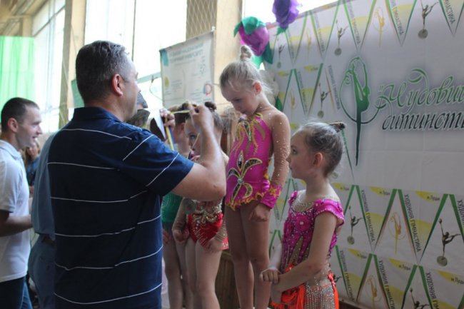 Сила та грація – у Луцьку відбувся чемпіонат з художньої гімнастики. ФОТО