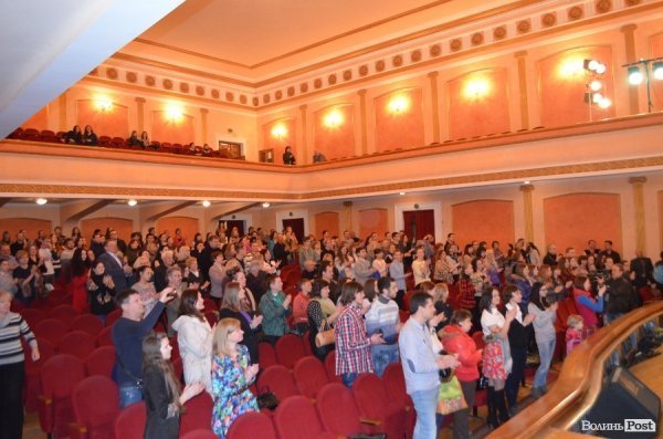 У Луцьку показали виставу «Великий Льох» у сучасні інтерпретації. ФОТО