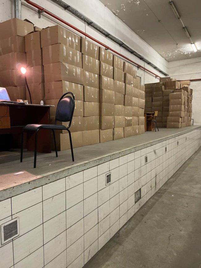 На «Ягодині» у гуманітарному вантажі виявили брендовий одяг на понад 25 мільйонів гривень