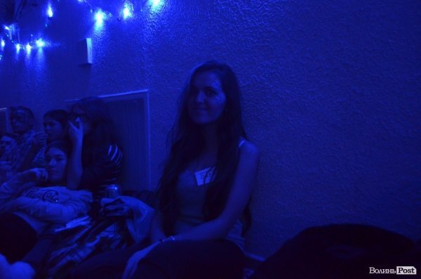 Як лучани всю ніч дивилися новорічні фільми. ФОТО 