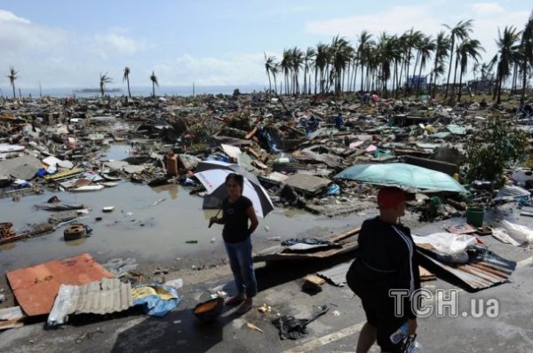 Жахливі  фото тайфуну «Хайянь» на Філіппінах 