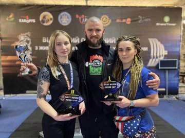 Волинянка встановила рекорд України з жиму лежачи