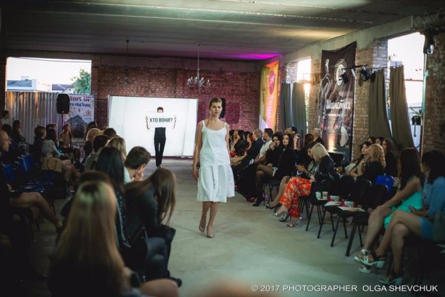 Другий день Lutsk Fashion Weekend: як будівництво перетворили на модний подіум