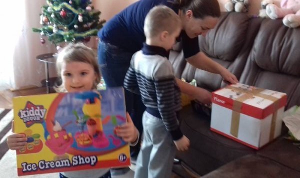 Поляки зібрали допомогу для родини загиблого Героя з Волині