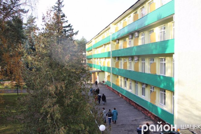 Золота осінь у санаторії «Лісова пісня». ФОТО