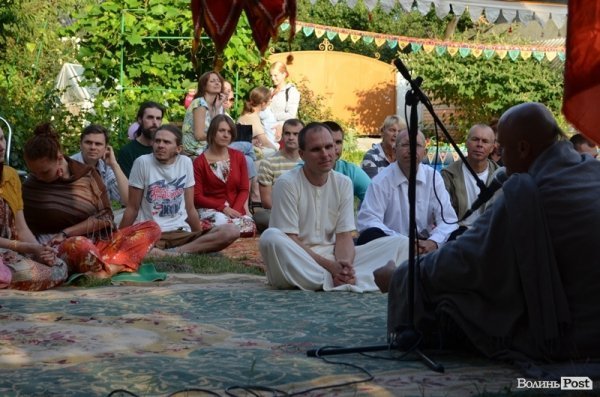 Лекція присвячена явленню Крішни