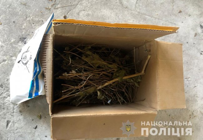 У волинянина знайшли наркотики та знаряддя для їх виготовлення. ФОТО