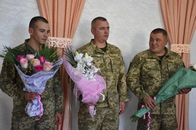 Треба поспішати любити: на Сході побралися медики волинської бригади