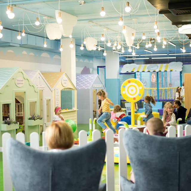 У РЦ «Промінь» запрошують відвідати «Долину Смугастого»*