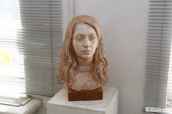 В осінньому салоні Луцька показали голі тіла. ФОТО