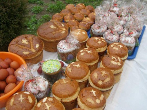 Радісно та з молитвою: як українські військові святкують Великдень на передовій. ФОТО