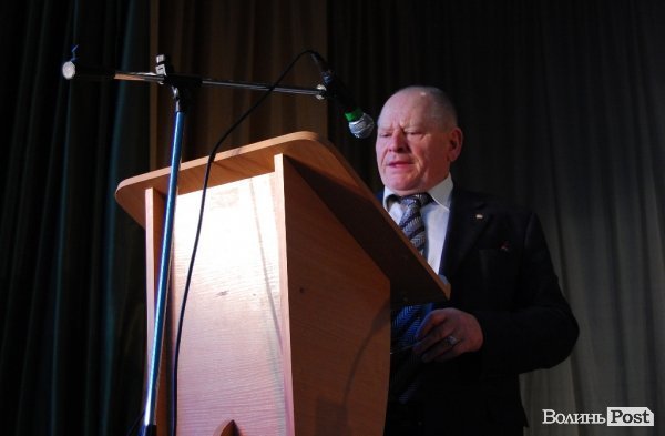 Іван Драч розповів у Луцьку, навіщо Коцану Палиця