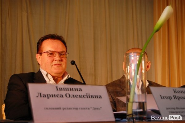 Іван Драч розповів у Луцьку, навіщо Коцану Палиця