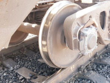 Помічника машиніста переїхав потяг, коли той перевіряв вагони