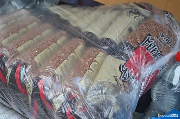 Луцькі депутати передали «айдарівцям» допомогу. ФОТО