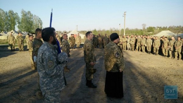 Із зони АТО повернулися військовослужбовці 14-ої бригади. ФОТО