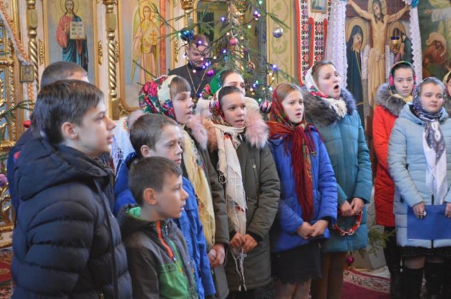 Як у Шацьку колядувала молодь. ФОТО