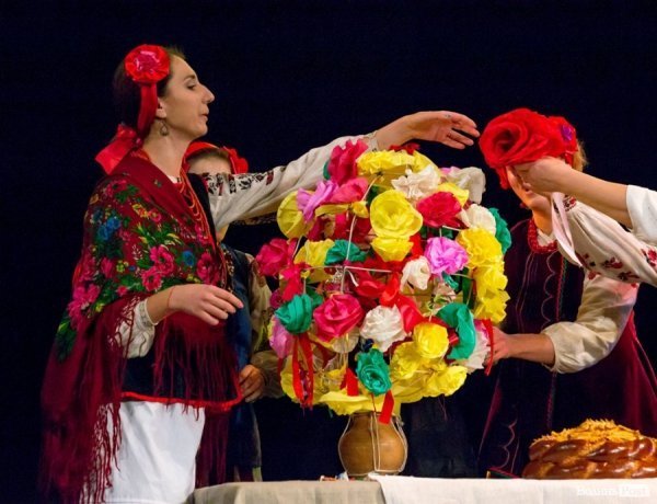 «Берегиня» фінішувала українським весіллям. ФОТО