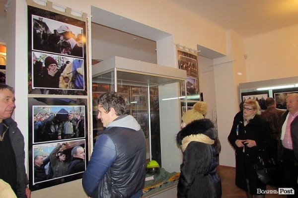 У Володимирі-Волинському - фотовиставка про Євромайдан. ФОТО