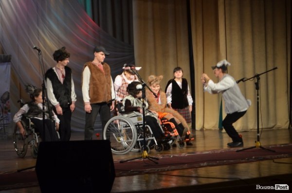 У Луцьку особливі люди демонстрували свої таланти.ФОТО