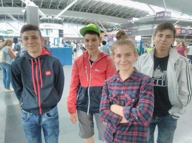 Діти загиблих атовців вирушили на відпочинок до Британії