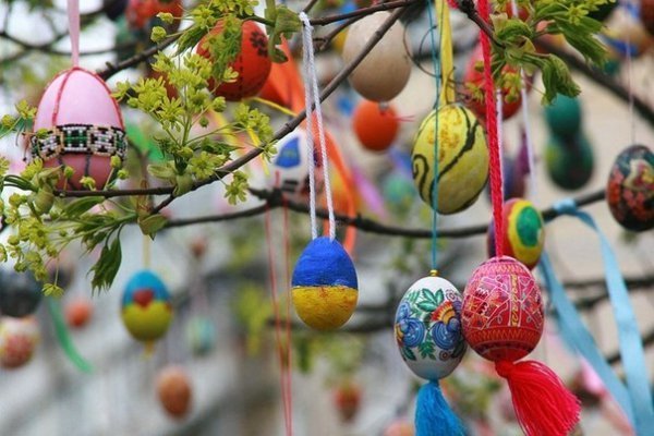 Патріотичні писанки українців. ФОТО