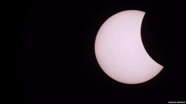 Затемнення сонця з різних куточків Європи. ФОТО