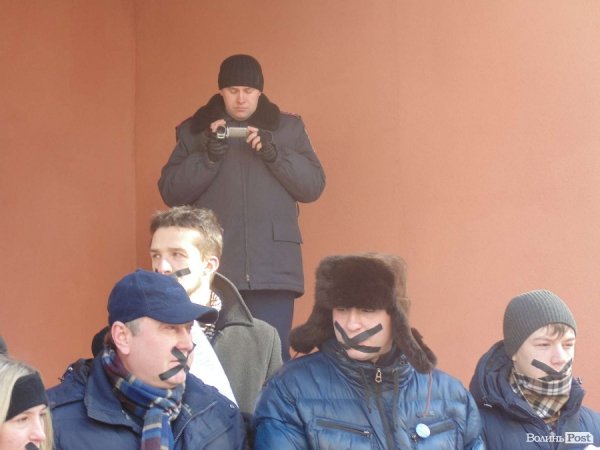 У Луцьку - пікет міліції. ФОТО. ВІДЕО