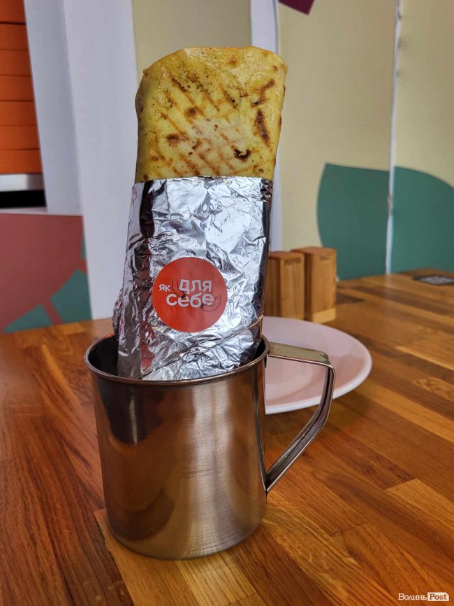 «Як для себе» - нова доставка у Луцьку: шаурма для нього, суші для неї, піца для всіх