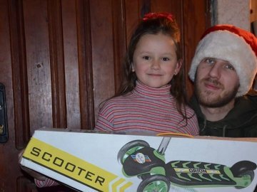 У Луцьку волонтери передали «миколайчики» для діток загиблих героїв