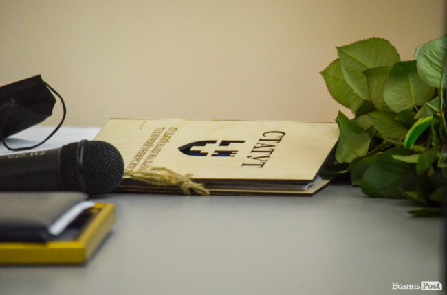 Знані гості і оберемки квітів: Ірину Вахович представили на посаді ректора ЛНТУ. ФОТО