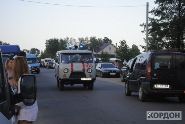 На Світязі туристи билися за житло. ФОТО