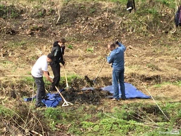 Близько тисячі людей вийшло прибирати парк 900-річчя Луцька. ФОТО. ВІДЕО
