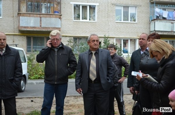 У Луцьку відремонтували двір за 2,5 мільйона. ФОТО