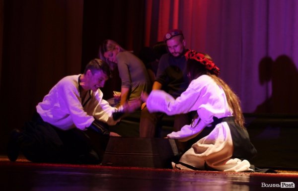 «Не ми почали цю війну, але наш обов'язок її завершити». Річниця Іловайської трагедії. ФОТО