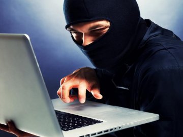 Псевдокредитори та OLX:  у Нововолинську шахраї «кинули» людей 